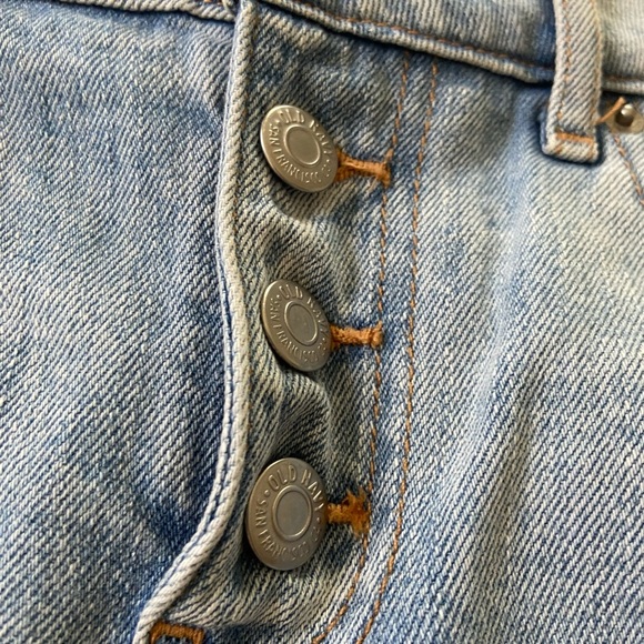 Old Navy Blue Denim Button Fly Mini Skirt Jean skirt, backyard bbq, vacation - Picture 5 of 11